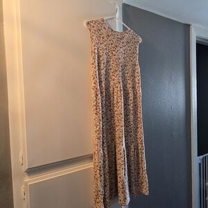 Floral Sleeveless Midi Dress